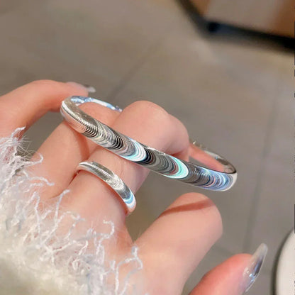 ✨🌙 Captivate Every Gaze – The Polished Cat's Eye Stone Bracelet 🌙✨